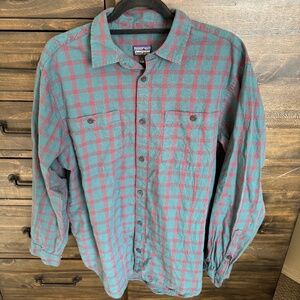 EUC Patagonia Long-Sleeved Pima Cotton Shirt, Blue/Red plaid, size L